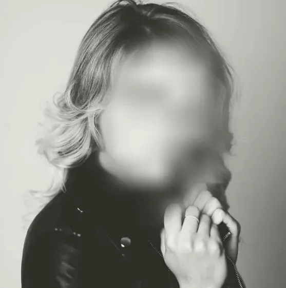 Elena, 33 años