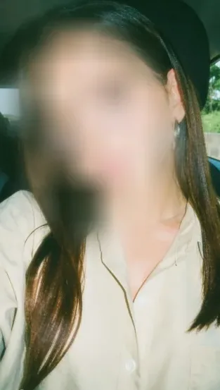 Nayara, 25 años